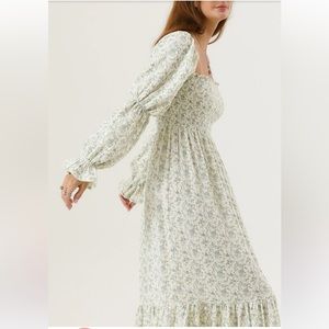 Nothing Fits But YUKI DRESS
M/ BLUE POPPY